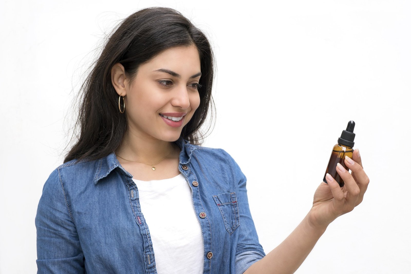 erin hinterland cbd oil 5358406 1920